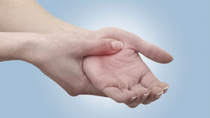 Read more about the article De ce îmi amorțesc mâinile? 7 motive pentru a acorda mai multă atenție sănătății