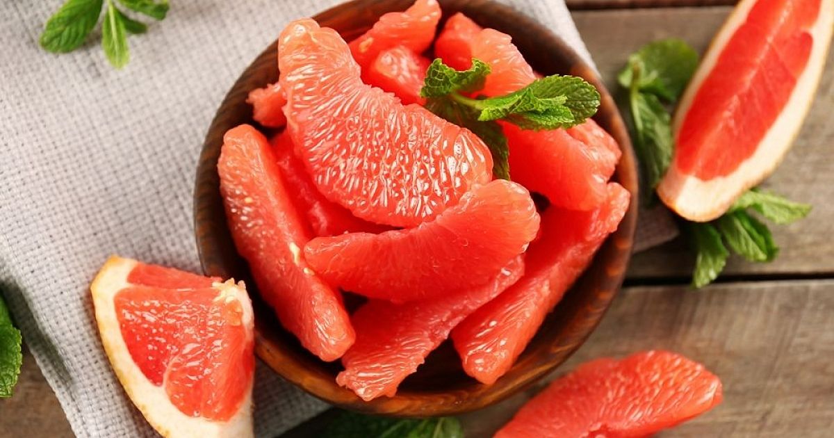Read more about the article Rețete și beneficii ale grapefruit-ului