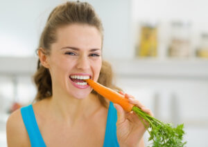 Read more about the article 18 Alimente pentru dinți sănătoși + 5 dăunătoare