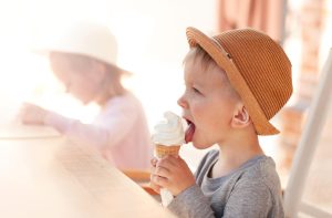 Read more about the article Cum să alegi înghețata pentru copii?