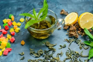 Read more about the article 10 tipuri de ceai pe care ar trebui să le bei dacă ai tuse